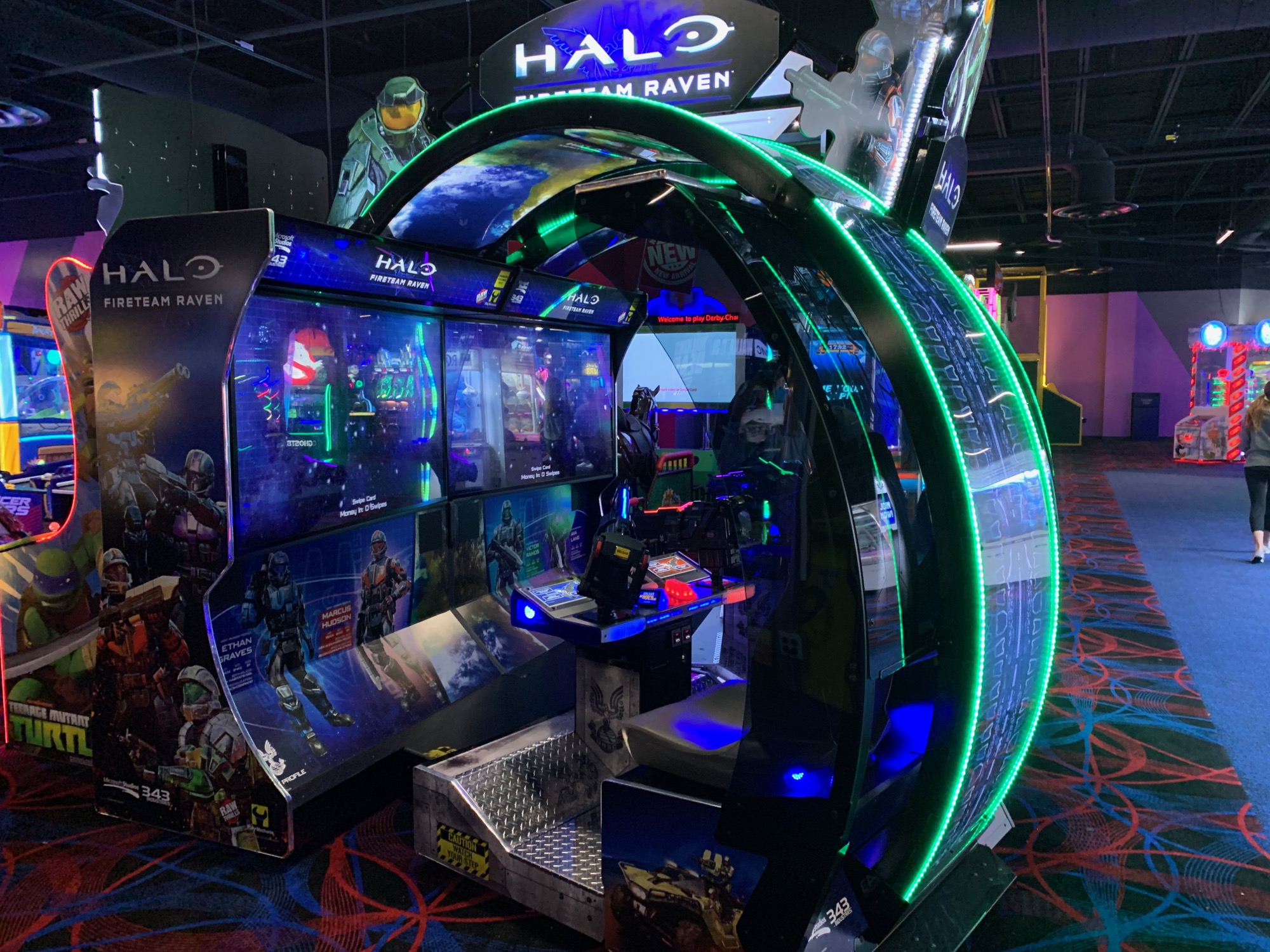 2018-11-10-halo-arcade01 photo